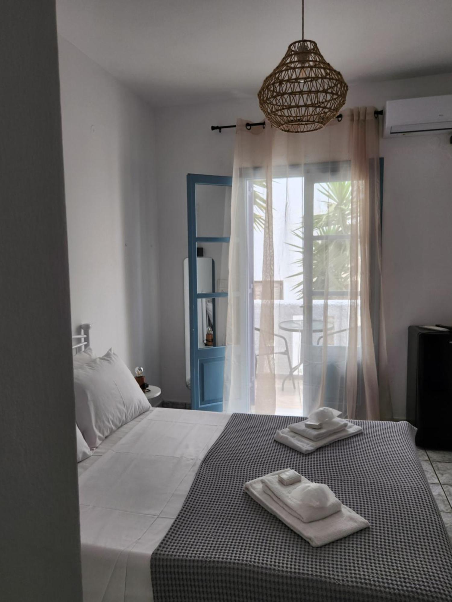 Eleios Hotel Serifos Livádi Kültér fotó